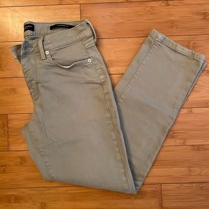 Banana Republic | Light Sage Green | Girlfriend Jeans | Size 25